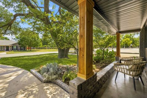 6837 Arboreal Drive, Dallas, TX 75231 — photo 2