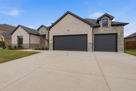 709 Allison Drive, Van Alstyne