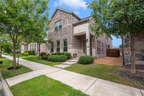 7632 Regal Lane, North Richland Hills