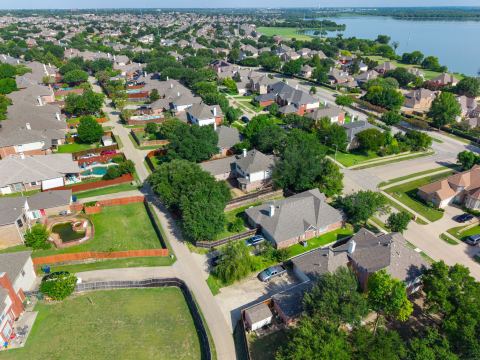 1718 Lake Bluff Drive, Garland, TX 75043 — photo 2