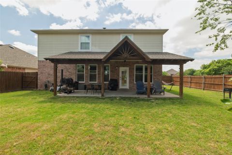 1016 Pebblecreek Drive, Burleson, TX 76028 — photo 3
