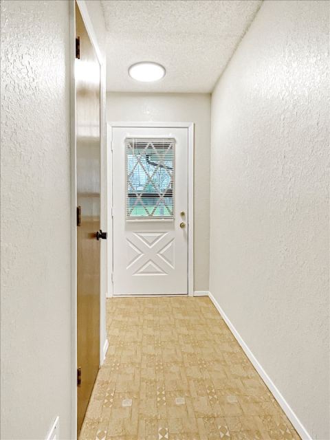 841 S Atkerson Lane, Euless, TX 76040 — photo 2