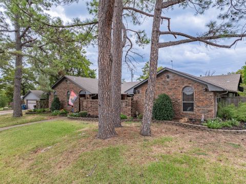 2702 Tracey Street, Denison, TX 75020 — photo 2