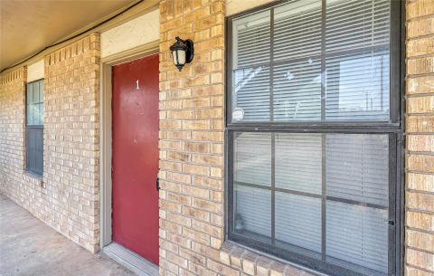 2005 S 8th Street, Waco, TX 76706 — photo 2