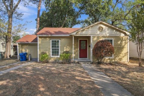 1524 Maplewood Avenue, Corsicana