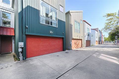 1207 Urban Lofts Drive, Dallas, TX 75215 — photo 2