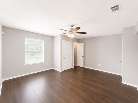509 S Beverly Street 3, Crowley, TX 76036 — photo 2