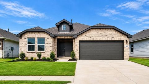 357 DEAF SMITH Street, Justin