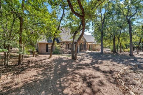 9645 Oak Meadow Lane, Pilot Point, TX 76258 — photo 2