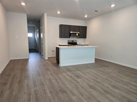 207 Tall Cedar Way, Princeton, TX 75407 — photo 2
