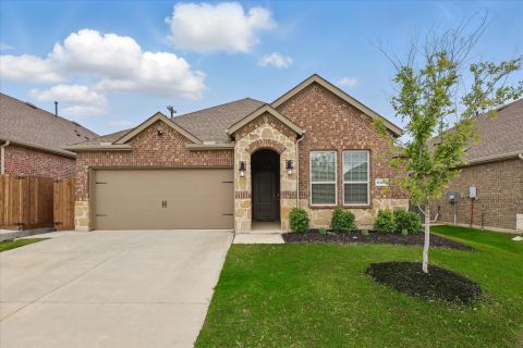 3409 Brady Starr Drive, Aubrey, TX 76227 — photo 2