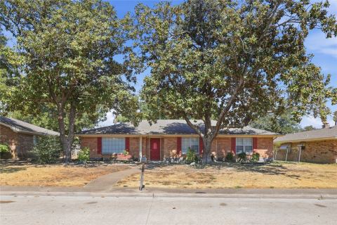2909 Natalie Drive, Plano
