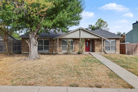 3704 Standridge Drive, Carrollton