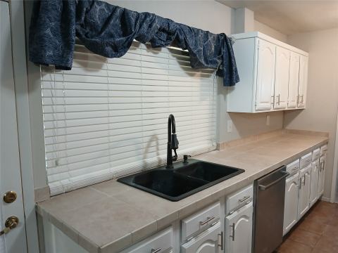 5616 Tucker Street, The Colony, TX 75056 — photo 2