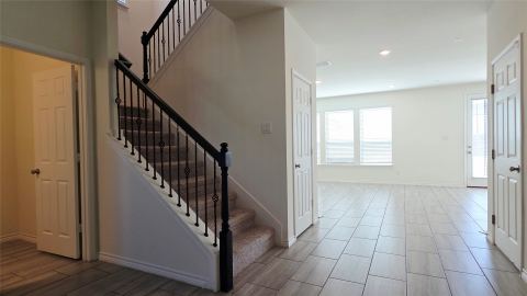 1826 Aslynn Circle, Aubrey, TX 76227 — photo 3