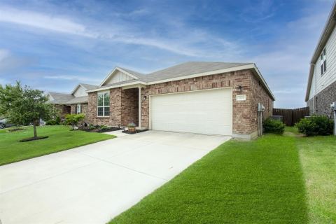 3124 Walker Creek Drive, Little Elm, TX 75068 — photo 2