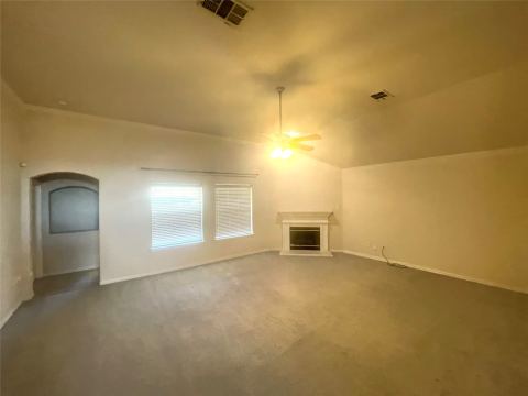 8664 Lariat Circle, Fort Worth, TX 76244 — photo 2