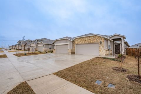 656 Wheatfield Drive, Venus, TX 76084 — photo 3