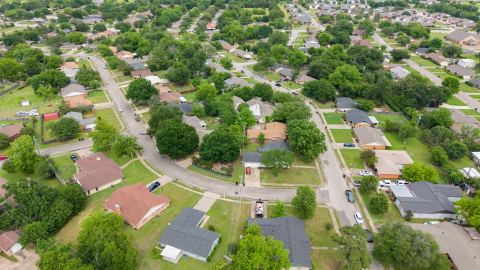 5303 Hilltop, Greenville, TX 75402 — photo 2