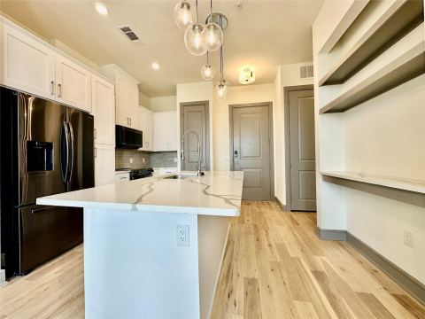 2700 Old Denton 4463, Carrollton, TX 75007 — photo 2