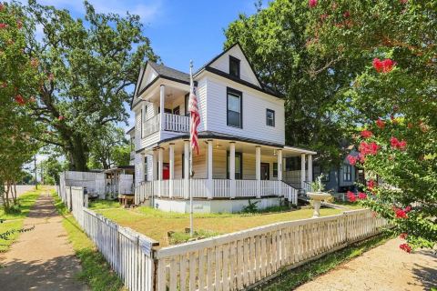 600 W Munson Street, Denison