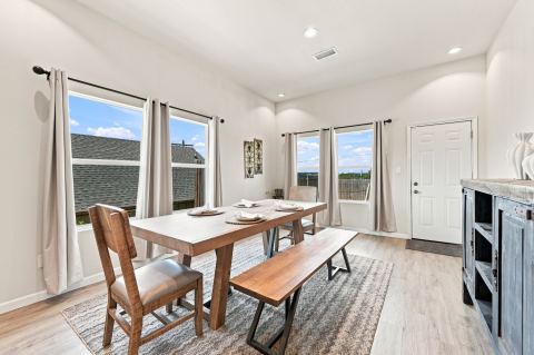 922 Pecos River Drive, Granbury, TX 76048 — photo 2