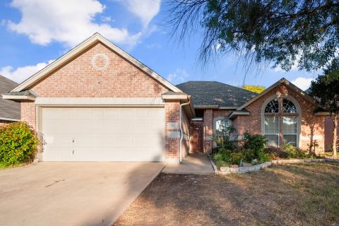 309 Shane Lane, Burleson, TX 76028 — photo 2