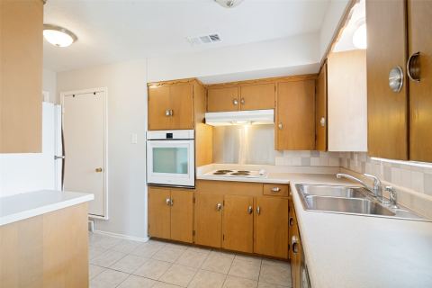 7005 Kingsbury Drive 7005, Dallas, TX 75231 — photo 3