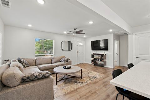 1239 S Waverly Drive, Dallas, TX 75208 — photo 2