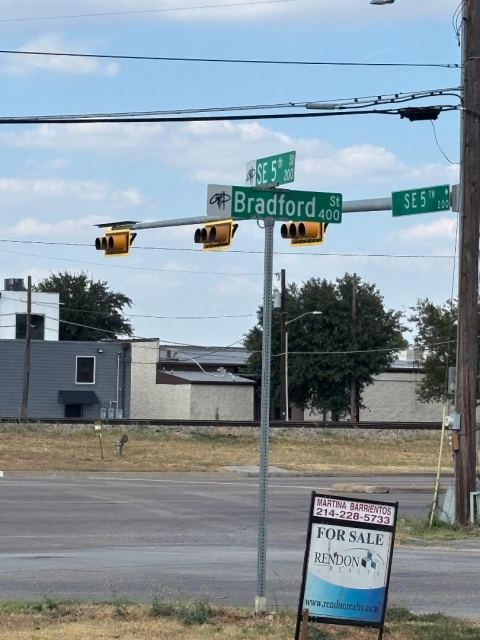 201 5th Street, Grand Prairie, TX 75051 — photo 3