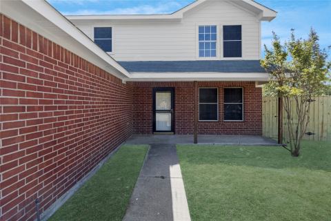 408 Centennial Place, Crowley, TX 76036 — photo 3