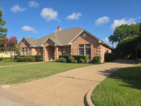 6376 Newport Court, Fort Worth, TX 76116 — photo 2