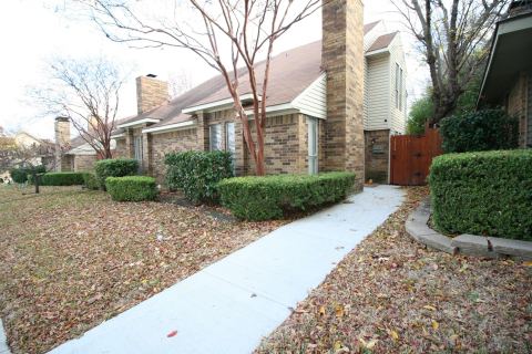 2064 Embassy Way, Carrollton, TX 75006 — photo 2