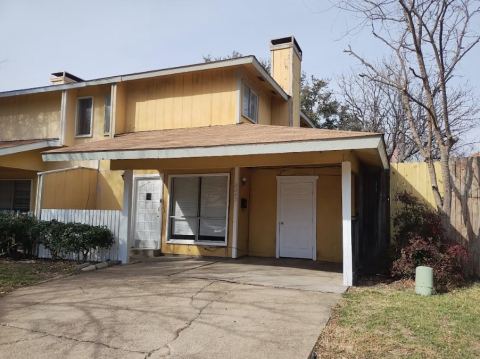 2623 NINA Circle, Grand Prairie, TX 75052 — photo 2