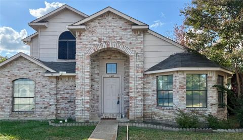 2105 Flamingo Drive, Flower Mound