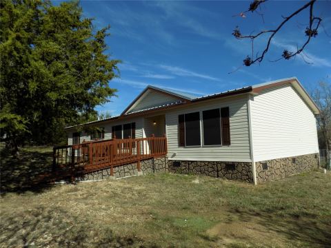 108 Jade Court, Weatherford