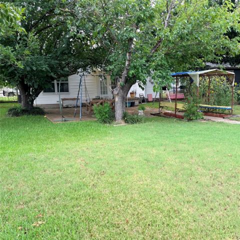 2101 14th Avenue, Mineral Wells, TX 76067 — photo 2