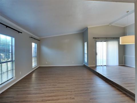 2112 Victoria Road, Carrollton, TX 75007 — photo 2