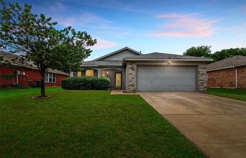 2205 Lookout Lane, Denton