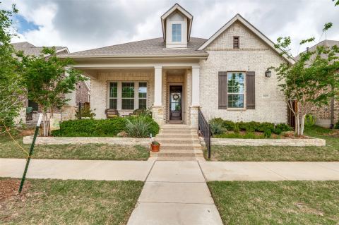 4810 Emerald Grove, Arlington