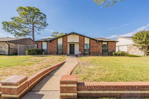 3527 Longcourt Circle, Mesquite