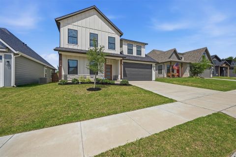 4922 Dry Creek Road, Sherman, TX 75092 — photo 2