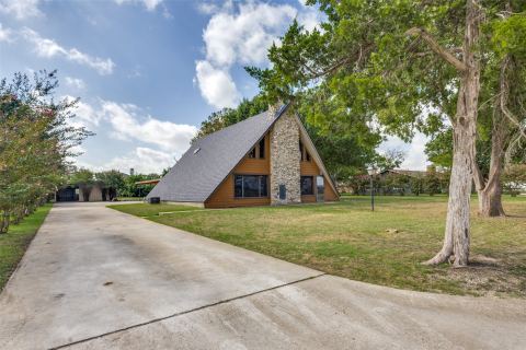 10279 Kinney Drive, Celina