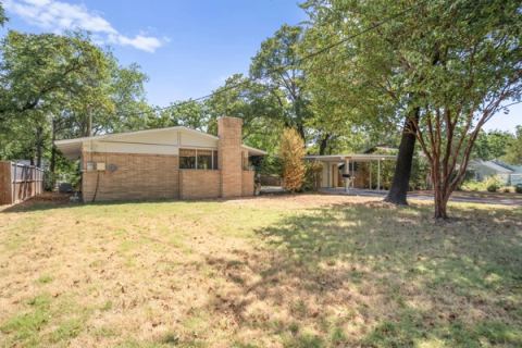 2514 Sherwood Street, Denton, TX 76209 — photo 2