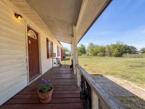32951 Fm 47, Mabank