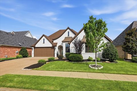 2705 River Path Court, Burleson, TX 76028 — photo 2