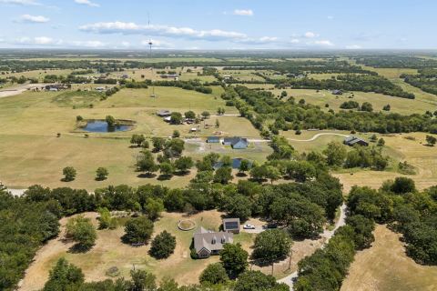 2024 County Road 1034, Greenville, TX 75401 — photo 3
