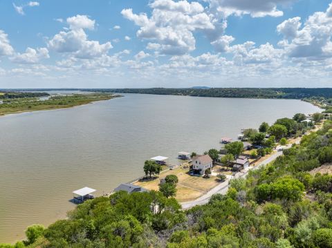 5901 Parkside Court, Granbury, TX 76048 — photo 2