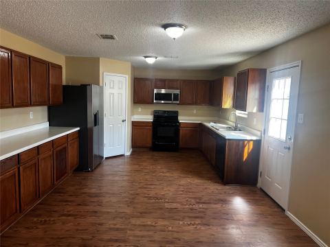 1724 Creek Bend Lane, Little Elm, TX 75068 — photo 3