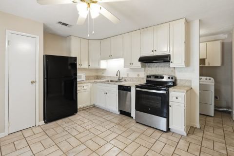 2601 W 5th, Corsicana, TX 75110 — photo 2